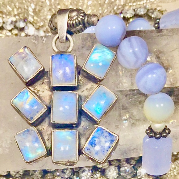 Antique Jewelry - Antique Rainbow Moonstone Necklace, circa 1920’s